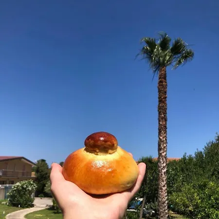 Oda ve Kahvaltı Chiara's