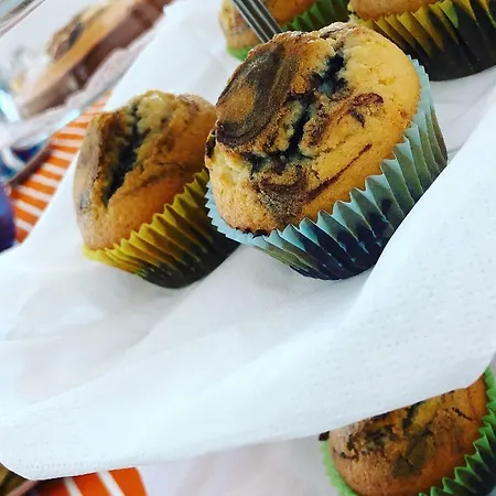 Chiara's Oda ve Kahvaltı 3*