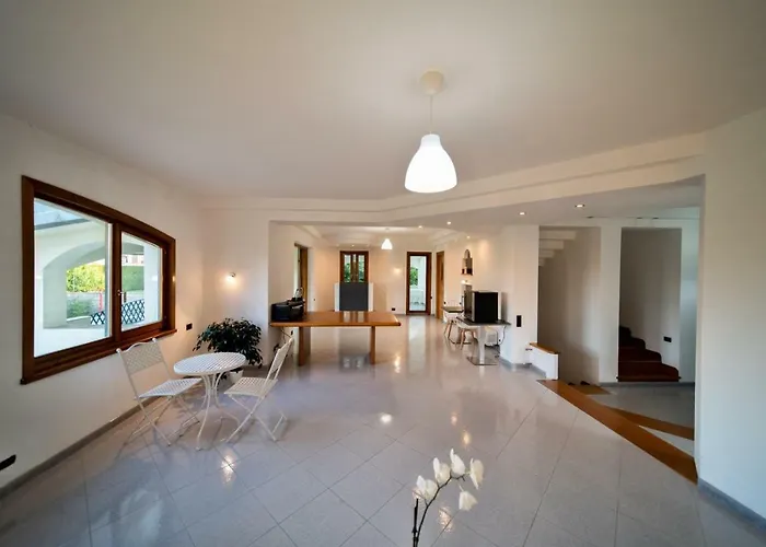 住宿加早餐酒店 Chiara's 3*